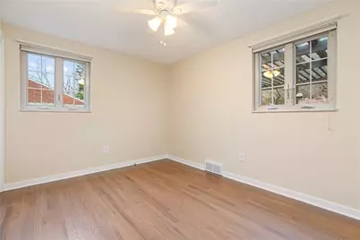 431 Torwood Ln, Pittsburgh, PA 15236 - Photo 12