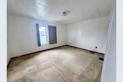 114 Grant Ave, Whitaker, PA 15120 - Photo 6