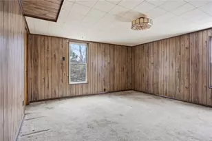 240 E Agnew Ave, Pittsburgh, PA 15210 - Photo 22