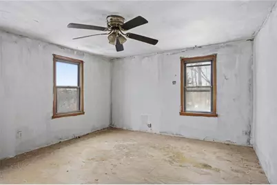 240 E Agnew Ave, Pittsburgh, PA 15210 - Photo 24