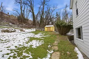 240 E Agnew Ave, Pittsburgh, PA 15210 - Photo 30