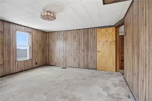 240 E Agnew Ave, Pittsburgh, PA 15210 - Photo 20