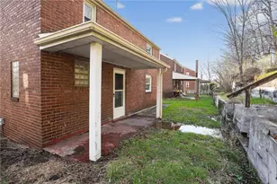 2671 Woodstock Ave, Pittsburgh, PA 15218 - Photo 30