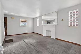 2671 Woodstock Ave, Pittsburgh, PA 15218 - Photo 10