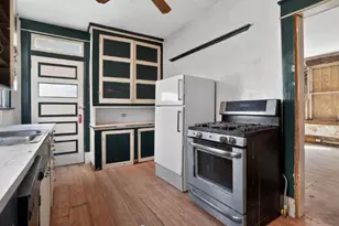 1156 Pemberton St, Pittsburgh, PA 15212 - Photo 12