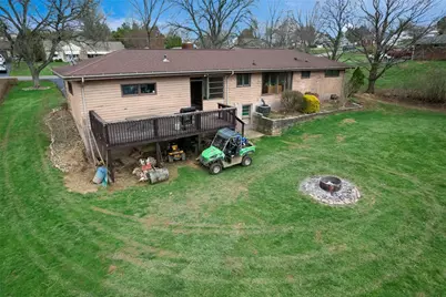 128 Shanahan Rd, Center Township, PA 16001 - Photo 18