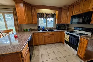 128 Shanahan Rd, Center Township, PA 16001 - Photo 24