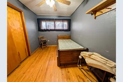 128 Shanahan Rd, Center Township, PA 16001 - Photo 36