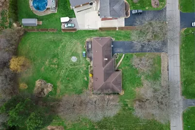 128 Shanahan Rd, Center Township, PA 16001 - Photo 10