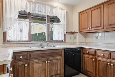 434 Cedarville St, Pittsburgh, PA 15224 - Photo 12