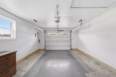 18 Crestwood Dr, Cecil, PA 15321 - Photo 40