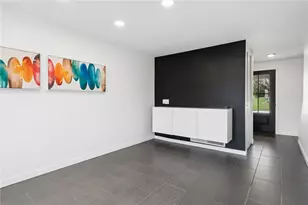 117 Mohawk Dr, Hempfield Township, PA 15601 - Photo 10