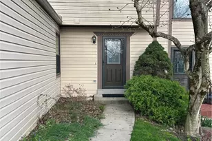 1117 Old Farm Rd, Cecil, PA 15055 - Photo 2