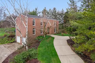 2242 Woodmont Dr, Murrysville, PA 15632 - Photo 2