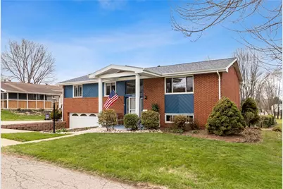 109 Peffer St, Harmony Boro, PA 16063 - Photo 4