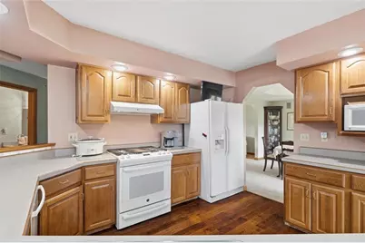 103 Seminole Trl, Center Township, PA 16001 - Photo 8