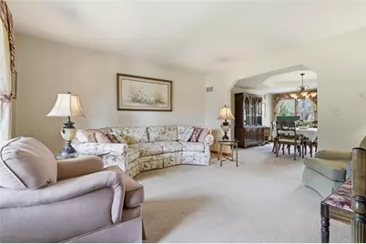 103 Seminole Trl, Center Township, PA 16001 - Photo 4