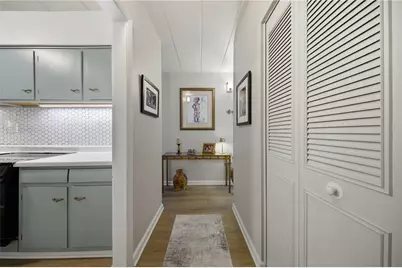 53 Highland Rd #401, Bethel Park, PA 15102 - Photo 8