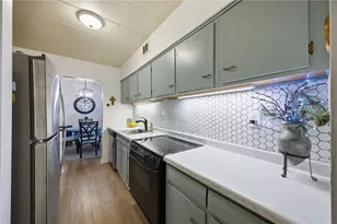 53 Highland Rd, Bethel Park, PA 15102 - Photo 12