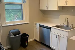 5633 Northumberland St, Pittsburgh, PA 15217 - Photo 12