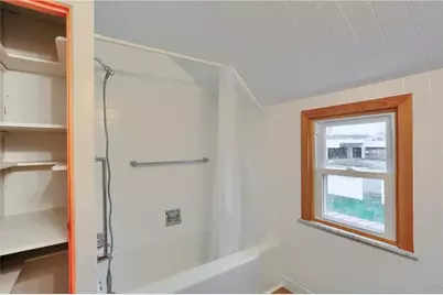 740 Pershing St, Ellwood City, PA 16117 - Photo 48