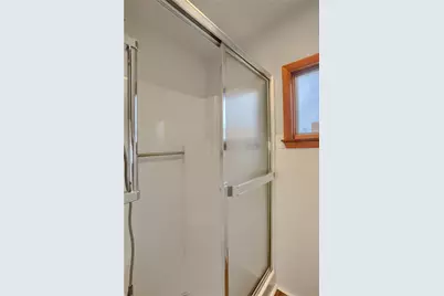 740 Pershing St, Ellwood City, PA 16117 - Photo 40