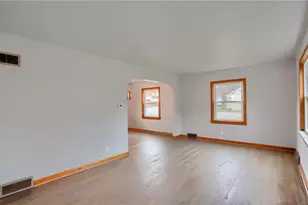 740 Pershing St, Ellwood City, PA 16117 - Photo 24