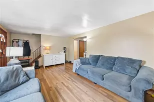 2509 Holly Dr, Pittsburgh, PA 15235 - Photo 6