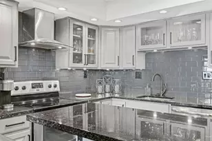 1000 Grandview Ave, Pittsburgh, PA 15211 - Photo 4