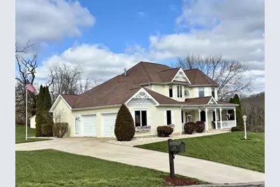 11091 Belaire Dr, North Huntingdon, PA 15642 - Photo 2