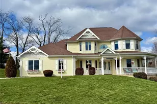 11091 Belaire Dr, North Huntingdon, PA 15642 - Photo 1