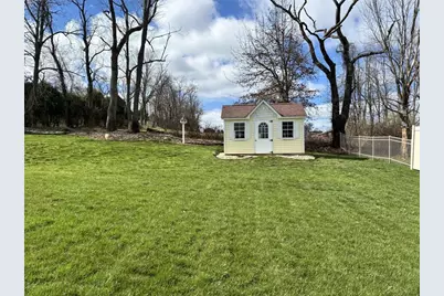 11091 Belaire Dr, North Huntingdon, PA 15642 - Photo 6