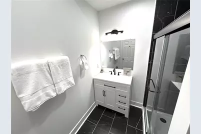 1327 Reddour St, Pittsburgh, PA 15212 - Photo 44