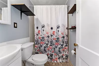 569 Loretto Road, Pittsburgh, PA 15217 - Photo 14