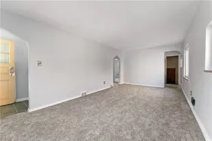 569 Loretto Rd, Pittsburgh, PA 15217 - Photo 6
