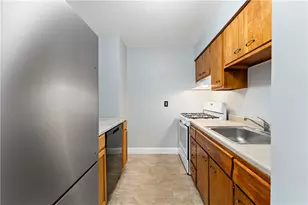 569 Loretto Rd, Pittsburgh, PA 15217 - Photo 10