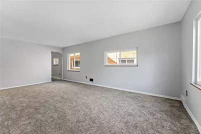 569 Loretto Road, Pittsburgh, PA 15217 - Photo 4