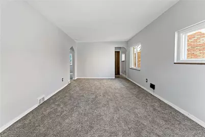 569 Loretto Road, Pittsburgh, PA 15217 - Photo 8