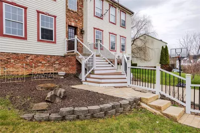 537 Jackson Dr, Washington Township, PA 15613 - Photo 4