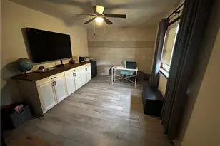 22 Dawn Dr, White Township, PA 15701 - Photo 10