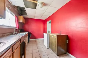 303 Agnew Rd, Jeannette, PA 15644 - Photo 8