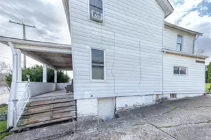 303 Agnew Rd, Jeannette, PA 15644 - Photo 24