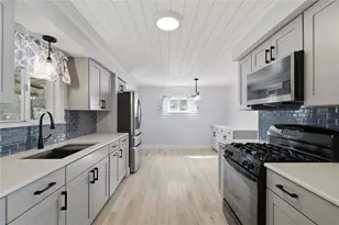 409 Victoria St, West Mifflin, PA 15122 - Photo 10