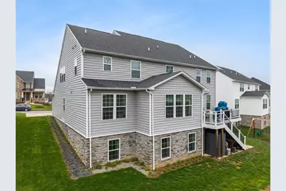 4018 Overview Dr, Cecil, PA 15317 - Photo 4