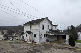 104 Forrest St, Petrolia, PA 16050 - Photo 2