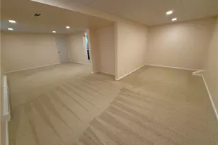 5542 Saddlebrook Dr, Bethel Park, PA 15102 - Photo 32