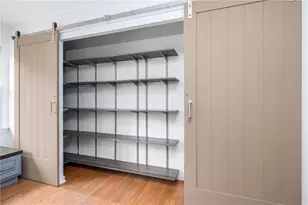 5542 Saddlebrook Dr, Bethel Park, PA 15102 - Photo 14