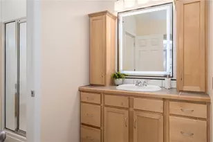 5542 Saddlebrook Dr, Bethel Park, PA 15102 - Photo 24