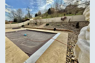 5542 Saddlebrook Dr, Bethel Park, PA 15102 - Photo 38