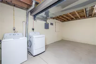 5542 Saddlebrook Dr, Bethel Park, PA 15102 - Photo 34